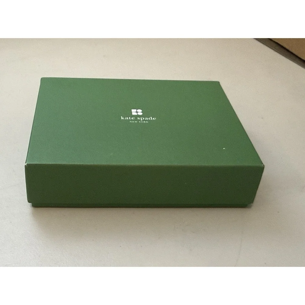 Kate Spade Empty Green Box Used Overall Good ~ 7 x 5